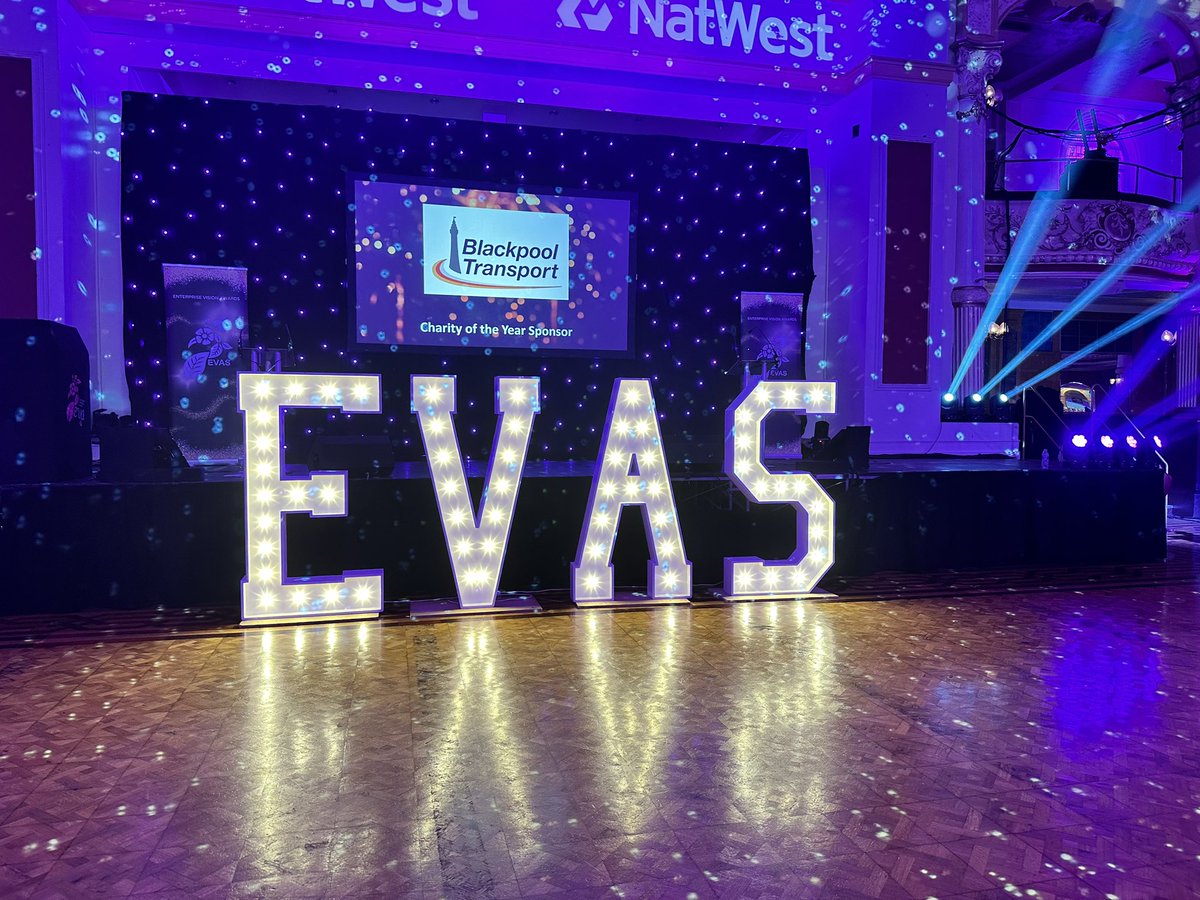 Wonderful evening tonight in Blackpool #EVAS2022 let's go!! @raina1