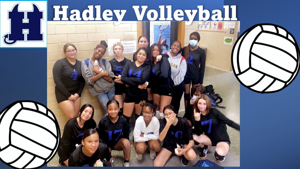 HadleyUSD259's tweet image. Our Friday Five- Volleyball, Friends and Circles! #FunFriday #Hadleyrocks #wpsproud