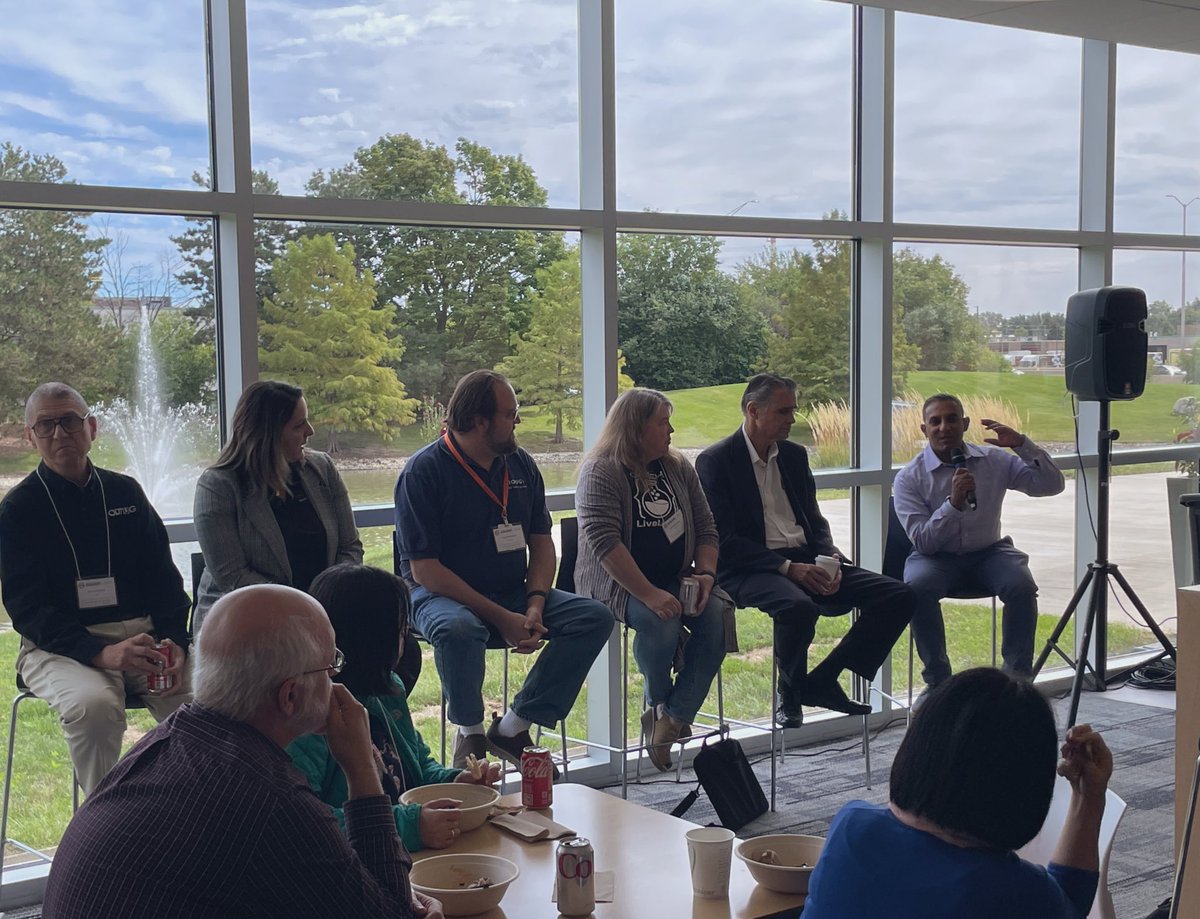 Monica Li tweet media