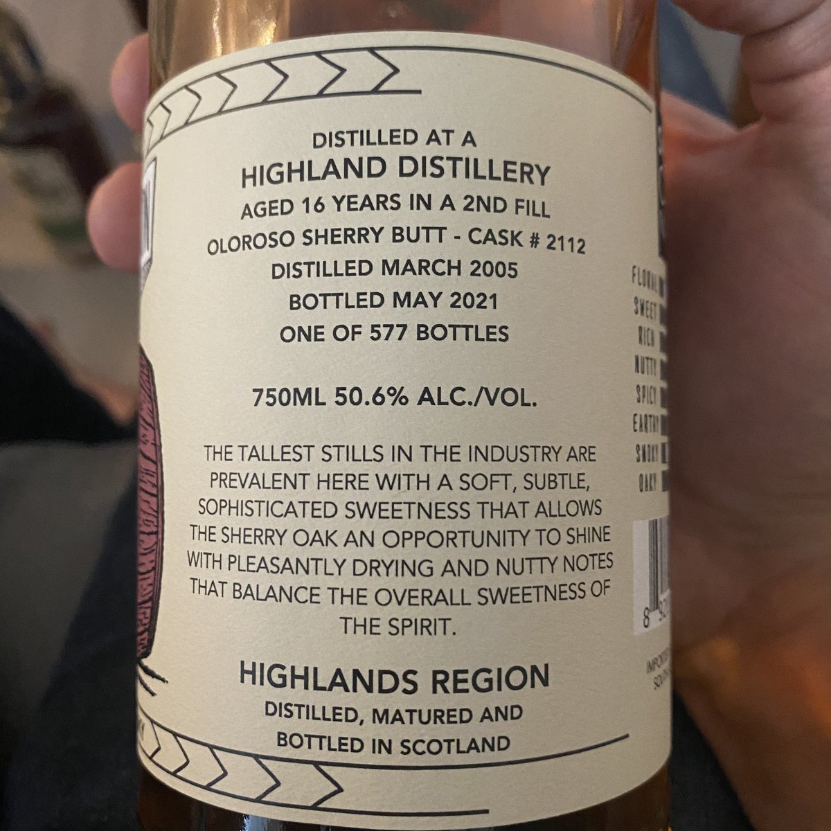 WhiskyWhistle's tweet photo. Westport. Glenmorangie when Glenmorangie doesnβt want its name used. Teaspooned and thus a blended malt, but are some un tampered and therefore single malts? Case in point:
#westport #teaspooned #glenmorangie #blendedmalt #singlemalt #identifyyourself #whisky #whiskywhistle https://t.co/iT1iOr0aV5