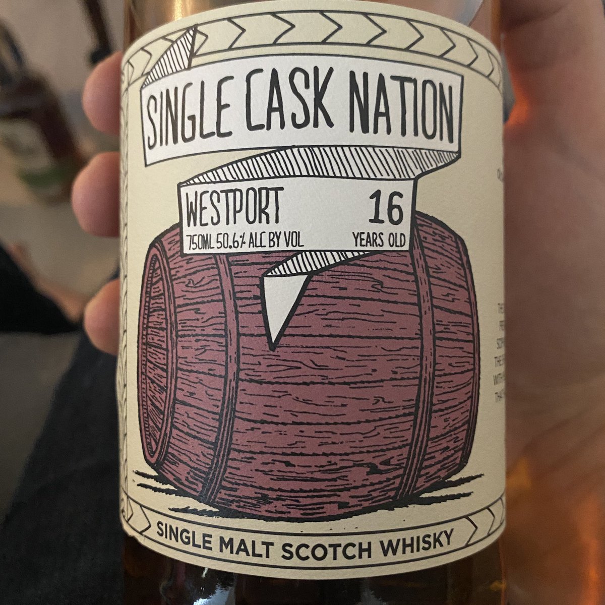 WhiskyWhistle's tweet photo. Westport. Glenmorangie when Glenmorangie doesnβt want its name used. Teaspooned and thus a blended malt, but are some un tampered and therefore single malts? Case in point:
#westport #teaspooned #glenmorangie #blendedmalt #singlemalt #identifyyourself #whisky #whiskywhistle https://t.co/iT1iOr0aV5