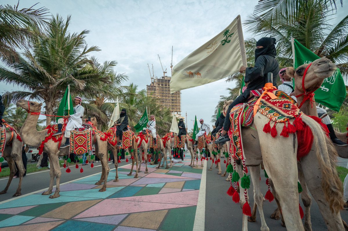 CamelClub's tweet photo. لقطات منوعة لـ #قافلة_اليوم_الوطني 🐪💚! 

#نادي_الإبل | #هي_لنا_دار92 
#اليوم_الوطني_السعودي_92 https://t.co/8SNZ32Dopm