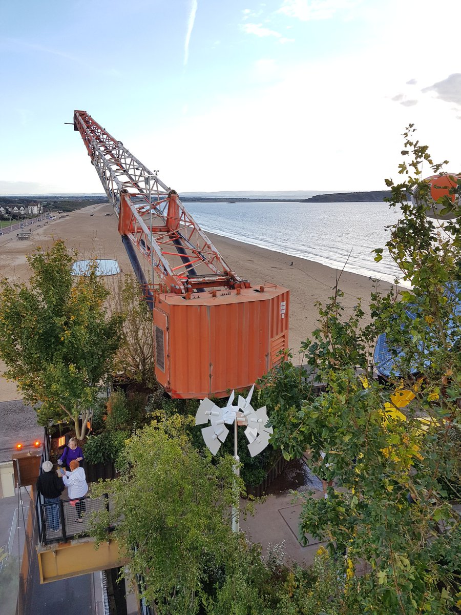 BindingDesign's tweet photo. Great view from onboard #seemonster tonight! @seemonsteruk https://t.co/MBdahzmybD