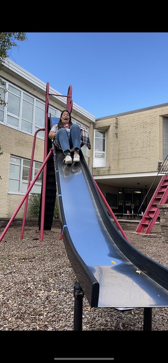 Thank you <a href="/BarringtonHS220/">Barrington High School</a> for letting <a href="/HoughStreet220/">Hough Street School</a> 3rd graders learn in your Physics Playground! We loved learning about fair tests, gravity and balanced/unbalanced forces SO MUCH that we did some of our own investigating at our own playground! 🧐
#webelong220