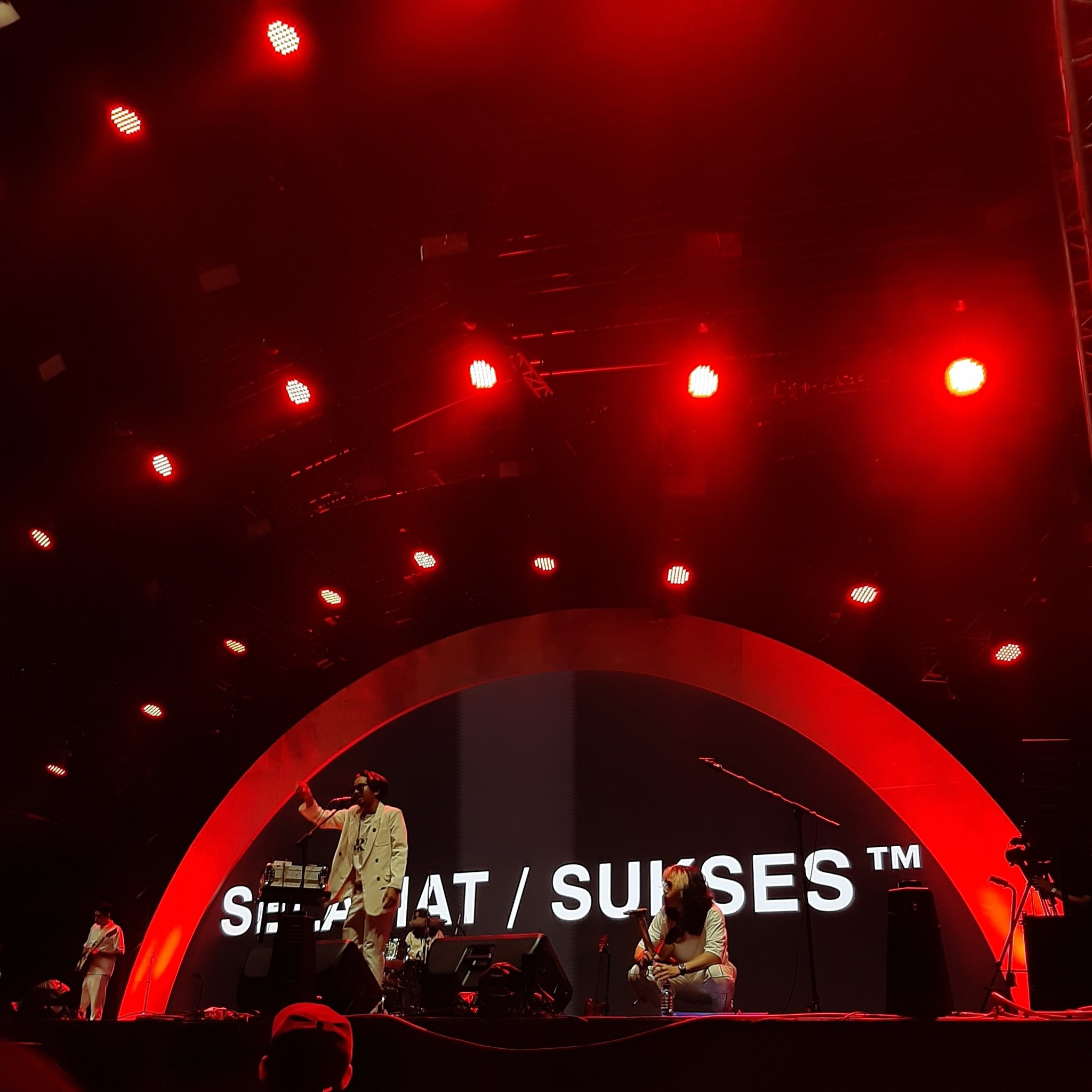 FdXVPeeaEAA2wGe?format=jpg&name=large