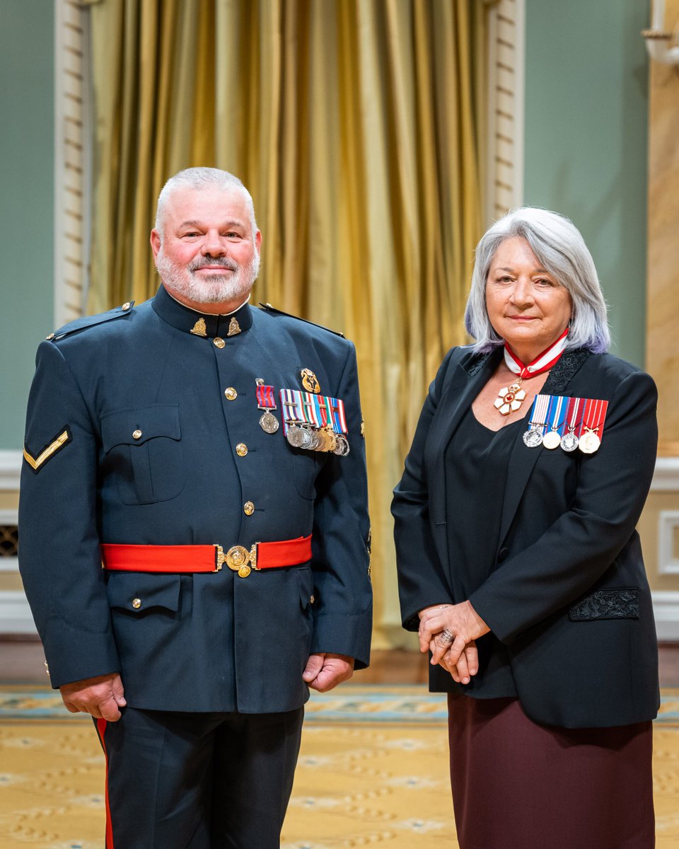 Our own Cst. Marco Pagliericci received the Medal of Bravery from the Governor General of Canada recently for his heroic and life saving actions. A lifetime of service. Congratulations Marco - we are all very proud.
#FirstResponders