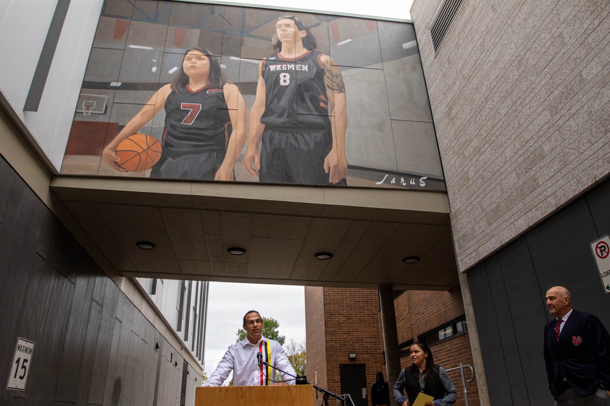 Wesmenathletics's tweet photo. We were grateful today to be able to host an official unveiling of our Wesmen mural featuring @JoshGandier and Robyn Boulanger. Thanks to Higher Learning Foundation for your efforts in today's event and bringing us this tremendous work of art.

#WePlayForWinnipeg https://t.co/Ge77KlNMJ6