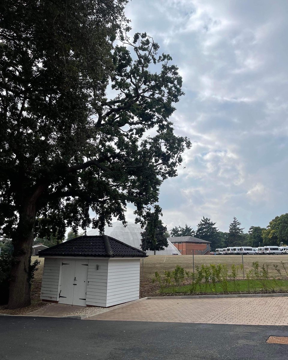 RFTreeSurgeons's tweet photo. Working on behalf of East Suffolk Council to reduce a Holm Oak tree and an English Oak tree. The pruning work was carried out by Harry and Jack. https://t.co/hCgDeV6McW https://t.co/B2T8rzx7y9
