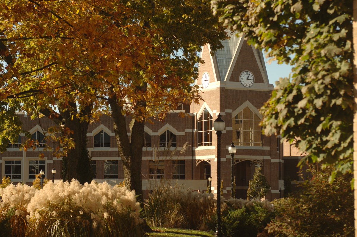 XU_Alumni's tweet image. 🍁🍂🍁
Fall has arrived – and that means so has Alumni Weekend! Registration is now open. 

LEARN MORE and RSVP: xavier.edu/alumniweekend

#XUAlumniWeekend | #LetsGoX