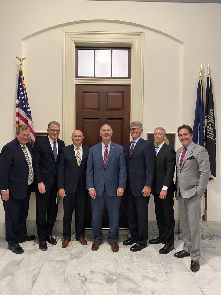 AEMAdvocacy's tweet photo. We enjoyed sitting down w/ @RepMoolenaar during the #AEMFlyIn to discuss the $288B economic impact of equipment manufacturing in the US – and in Michigan that totals $11.7B for the state's economy and 117,700+ jobs. Thank you for your time and support for equipment manufacturing! https://t.co/idthMheWOB