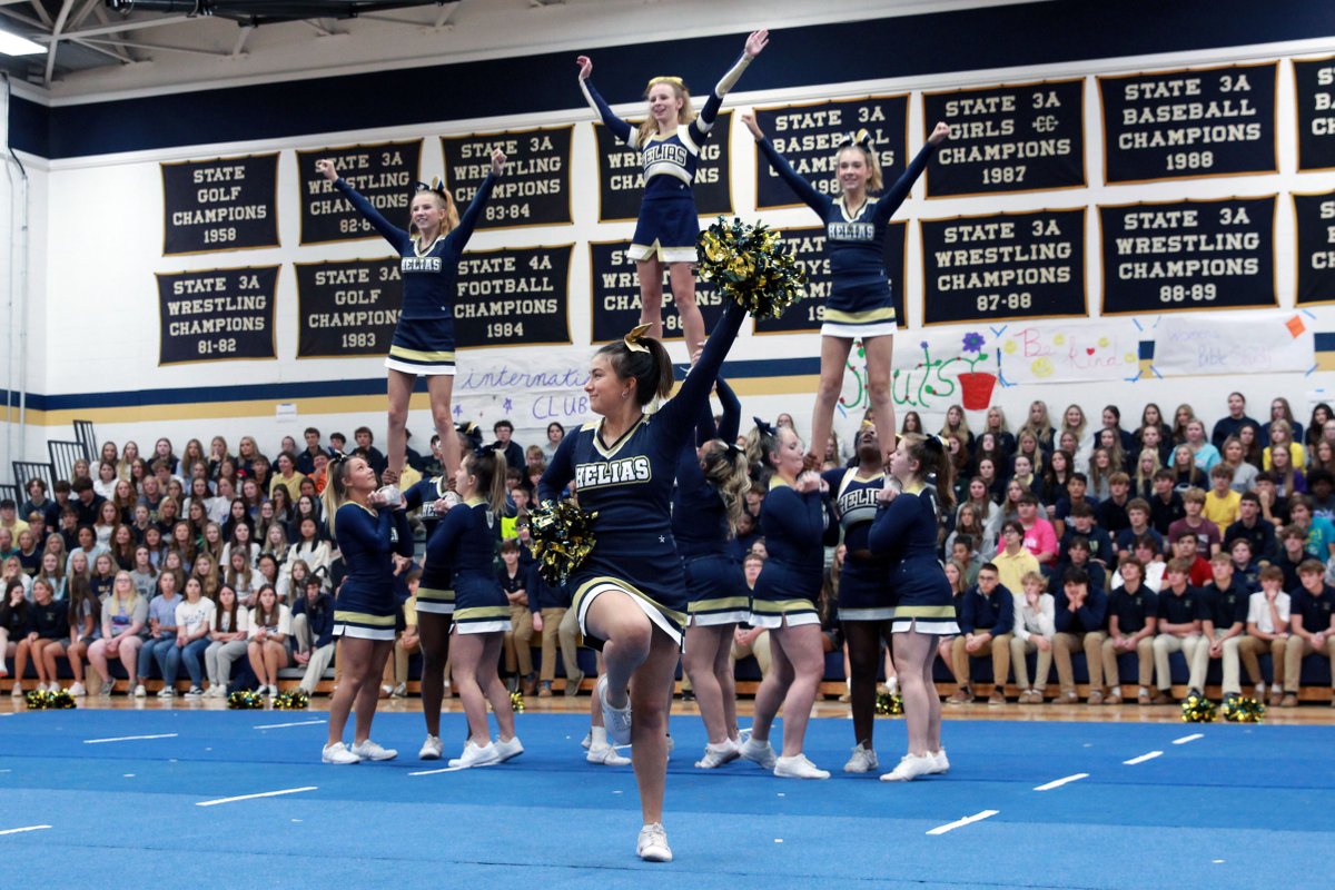 Helias Catholic High School tweet media