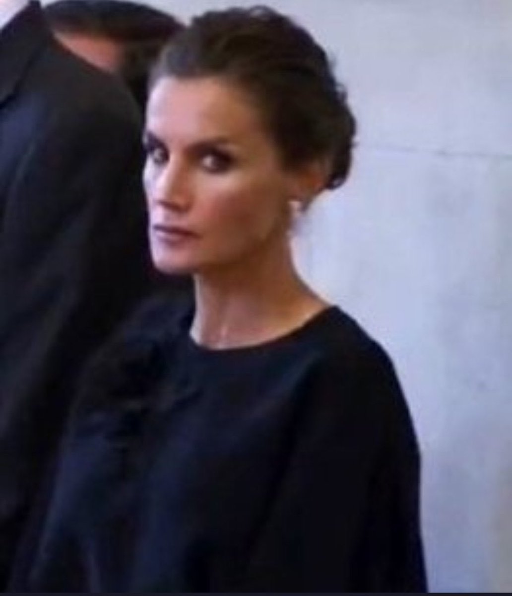 La mano que mece la cuna es la mano que domina el mundo….
And te Interventor is::::
Secretario comes back!!!!!!