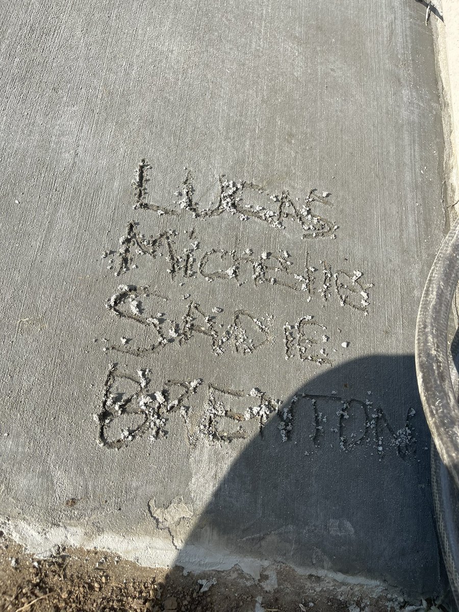 KerryⓂ️oore tweet media