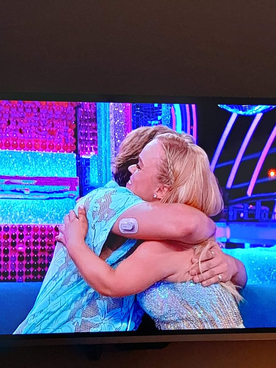 Amazing to see @bbcstrictly @nikita__kuzmin rocking his @dexcom 💙 Good luck to you and the amazing @EllieSimmonds1 #t1ddoesntstopme #t1dawareness #t1dandme #t1warrior