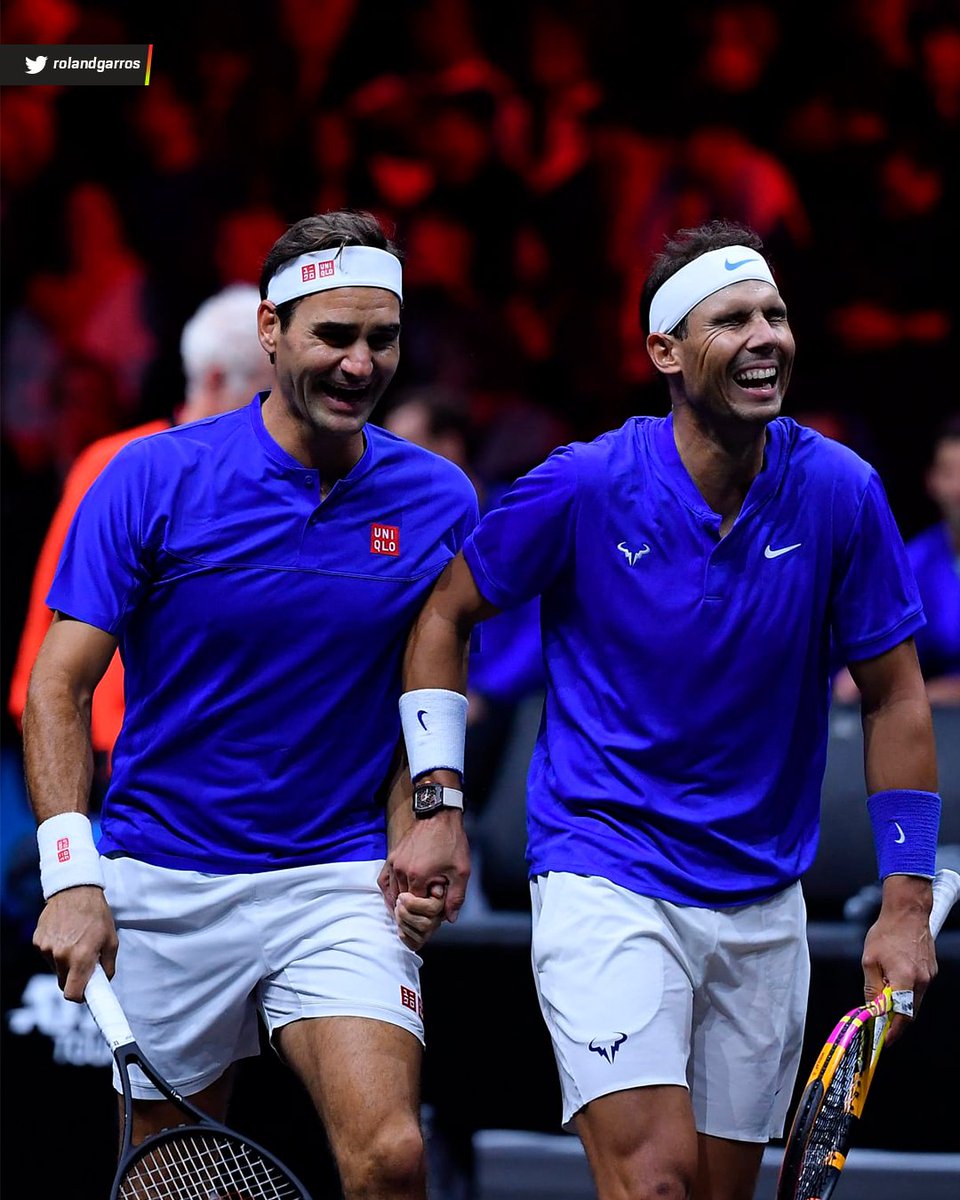 ESPNtenis's tweet photo. Más #FEDAL que nunca. ❤️

#LaverCup #HastaSiempreRoger https://t.co/y2HApRkdDS