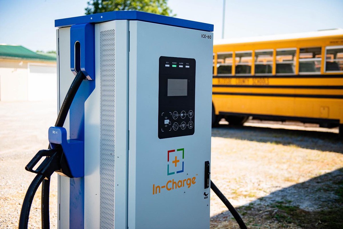 SValleyEC's tweet photo. We are proud to support Bledsoe County School System as they help to drive innovation in state of Tennessee!!! They were the first Tennessee school system to receive an all-electric IC Bus, utilizing their 2021 ARP Electric School Bus Rebate.
#NRECA #TECA #ICBus https://t.co/ZZJ9oMA2O0
