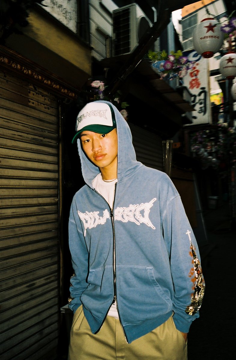 DILASSOSHOP's tweet photo. So’Boys In Japan 🦅🇯🇵 New Dilasso out now! https://t.co/aQ8RiRRX2v https://t.co/VODbManIIz
