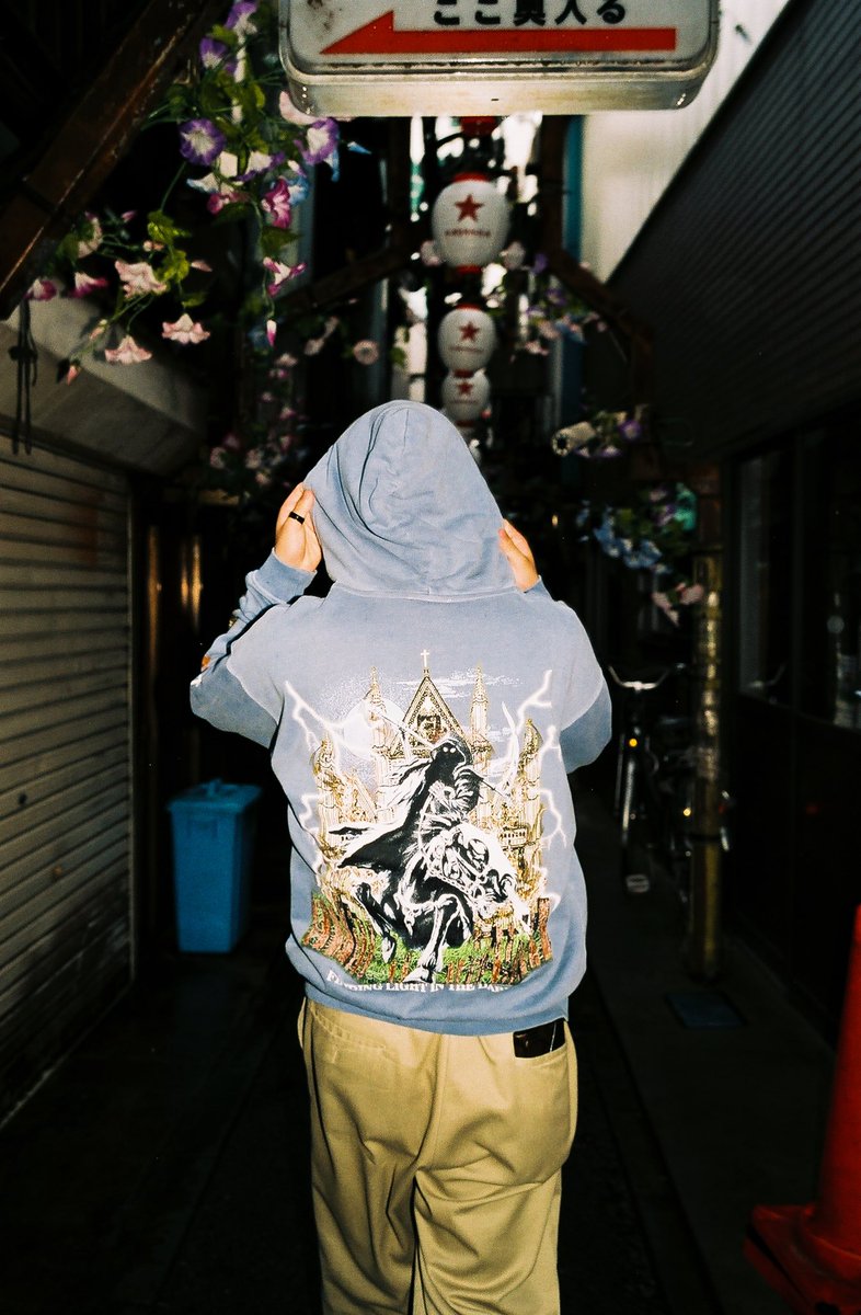 DILASSOSHOP's tweet photo. So’Boys In Japan 🦅🇯🇵 New Dilasso out now! https://t.co/aQ8RiRRX2v https://t.co/VODbManIIz