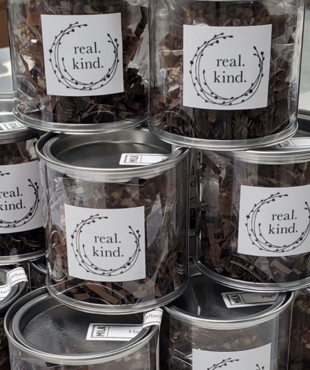 Btoffee's tweet photo. Real kind. Real sweet. Simply the best milk or dark chocolate toffee treat! ✨ https://t.co/YtRMgdtdWb