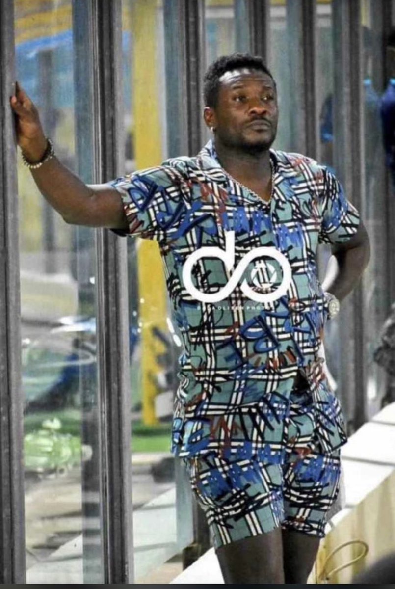 GodLoyd's tweet photo. Meka Asem ahh montea🤧🤧😂#BRAGHA https://t.co/nuPhco5cFh
