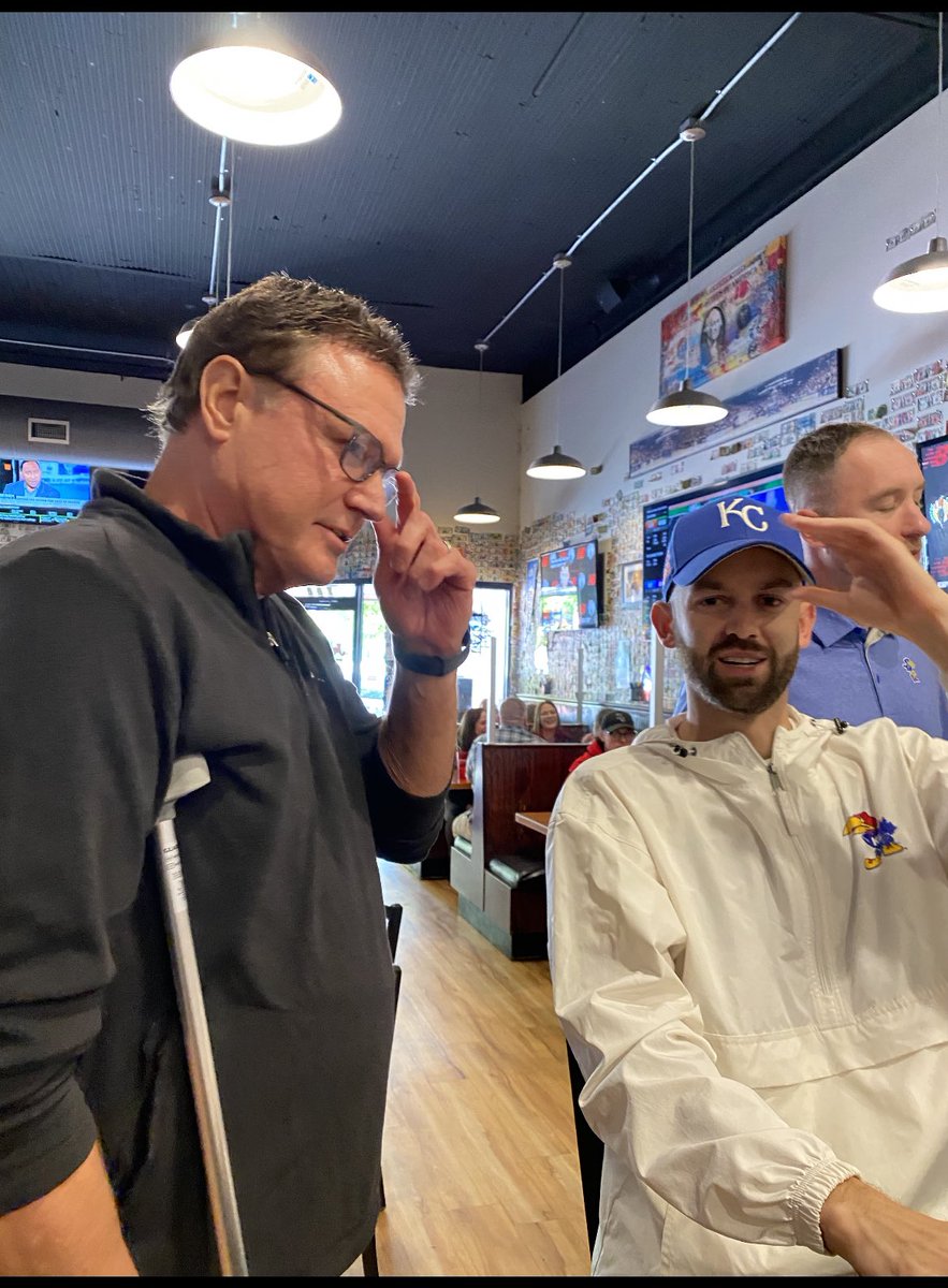 bturner23's tweet photo. “IS THAT THE GUY THAT IMPERSONATES ME &amp; MAKES FUN OF ME???” Bill Self just now at Jefferson’s😭😭😭 https://t.co/P3LGz7KVfT