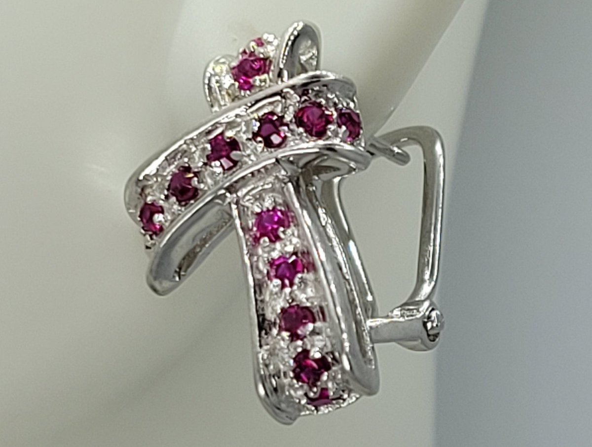 BbBtow's tweet photo. Abstract Cross Red Ruby Earrings | Art Deco Gemstone Lever Back Earrings | Abstract Cross | Stocking Stuffer | July Birthstone Gift for Her
 #StockingStuffer #Gemstone #RubyEarrings #Earrings #art #deco #Cross #EastVillageBangles

👉https://t.co/pJKZtSEWgB https://t.co/BYcGXYKdmi