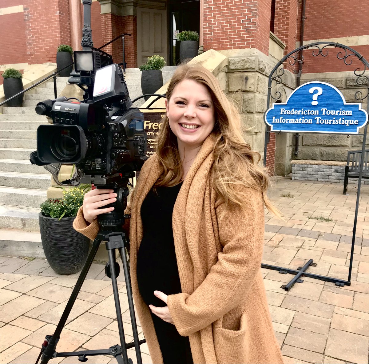 The least important news you'll see on your feed today:
Today's my last day on <a href="/CTVAtlantic/">CTV News Atlantic</a> for a bit. I'm taking some vacation, and expect a lil someone to arrive during that time.