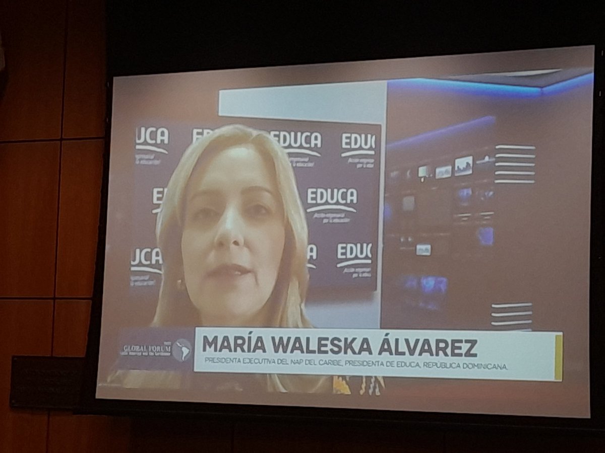 robinson09rd's tweet photo. Hoy viernes el #ForumGlobal abrió esta mañana con interesantes expositores analizando los retos y la perspectivas futuras de la educación. @FUNGLODE @FordhamNYC @LeonelFernandez https://t.co/2XUPWv4aHd