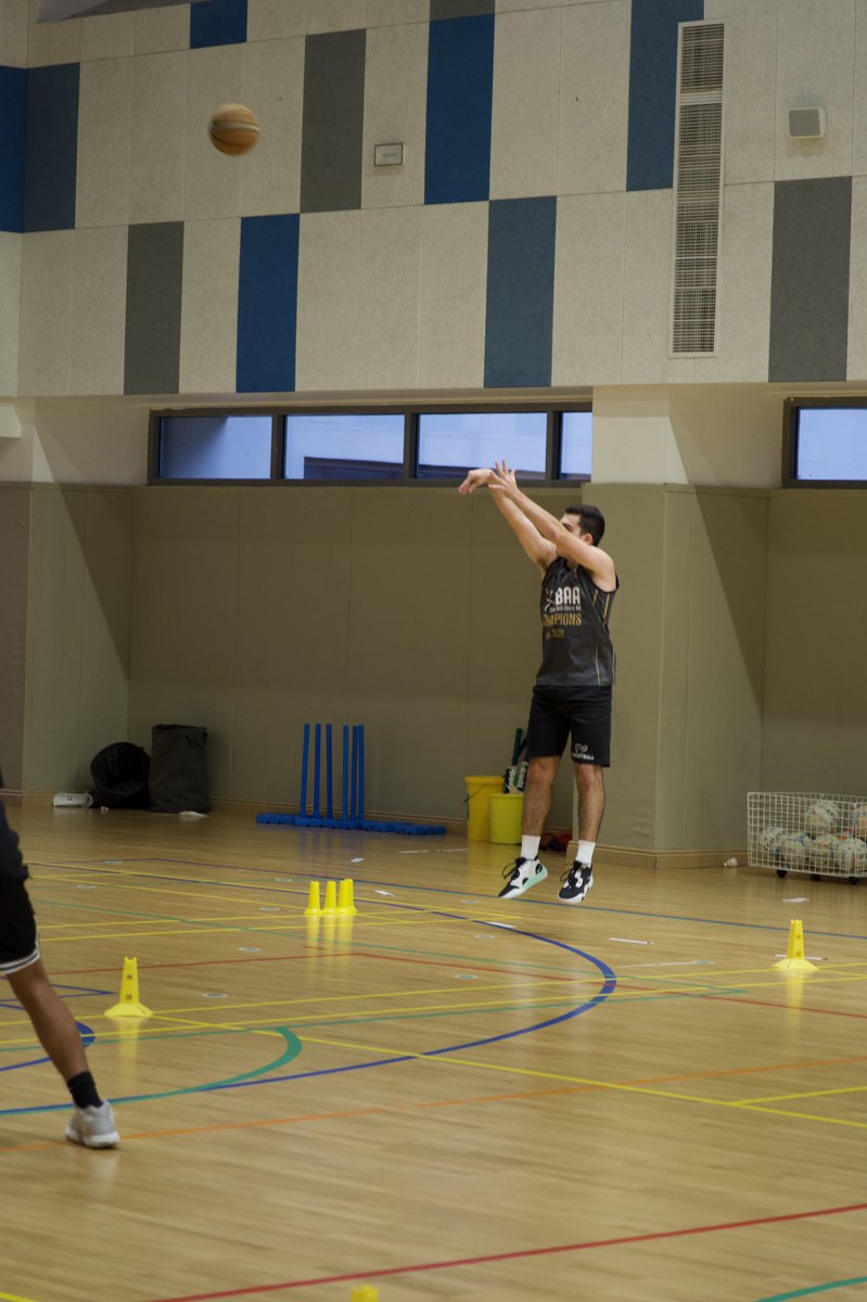 iamlloydl's tweet photo. We are back to training and excited about the start of the new season https://t.co/A23XVVbuEm