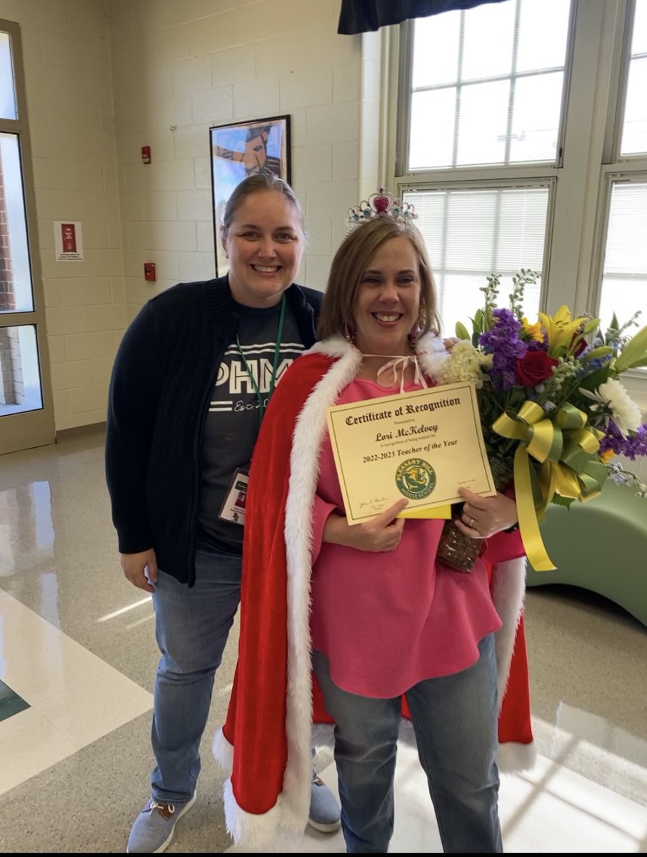 PHMSCougars's tweet photo. ππππ CONGRATULATIONS TO OUR 2022-2023 TEACHER OF THE YEAR, LORI MCKELVEY! ππππ
#Lex1TOY #PHMSTOY #PHMSForgingOurPath https://t.co/Ij2IL3kDsv