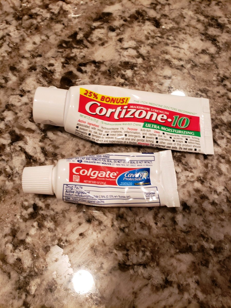 FredMcQuiggan's tweet photo. This is my annual #IrishWeekend warning that the below two products are NOT interchangeable, despite their strikingly-similar appearance to the semi-intoxicated, one of whom just wanted to brush his damn teeth. 🤢 https://t.co/Z523LOVsX9