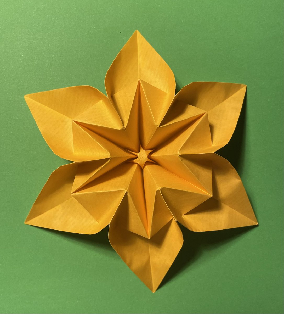 Tatjana by Carmen Sprung, folded by me.
#origami #owm3