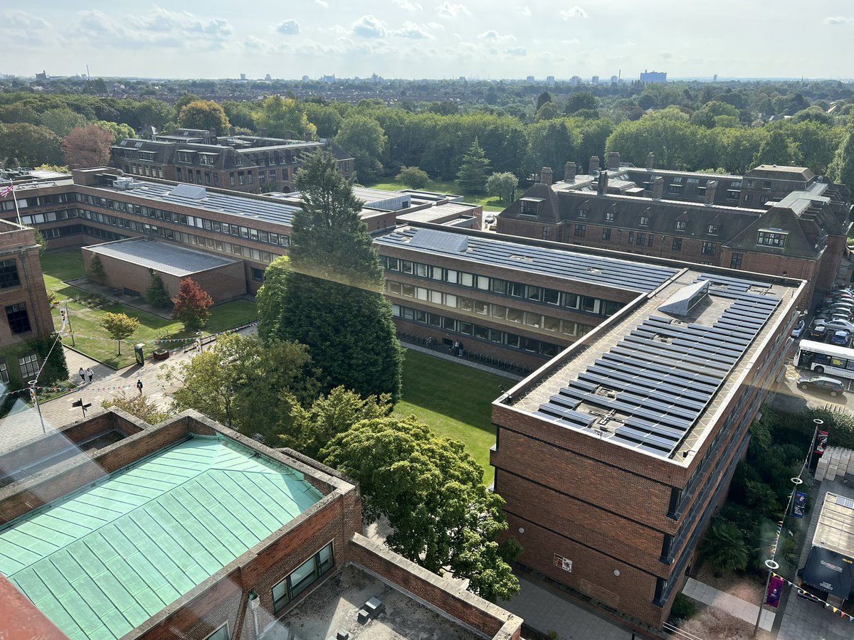 whelanaround's tweet image. End of welcome week @UniOfHull we have over 260 new arrivals to @HullCompSci @hull_CSS The view from the library on a warm autumn day shows the campus off!