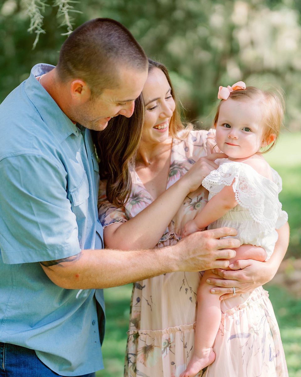 StPetePhotog's tweet photo. #PhilippePark Family Photo Session 🤍 #stpetephotographer #safetyharbor https://t.co/hxOIcbUlpo