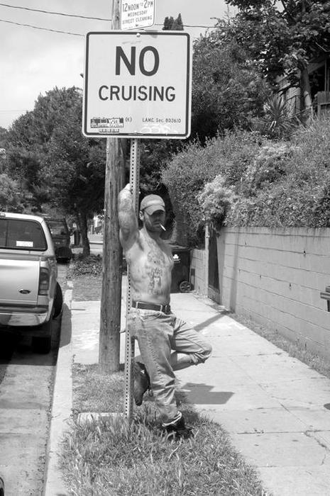 FastAndShiny's tweet image. Who wants to tell him?