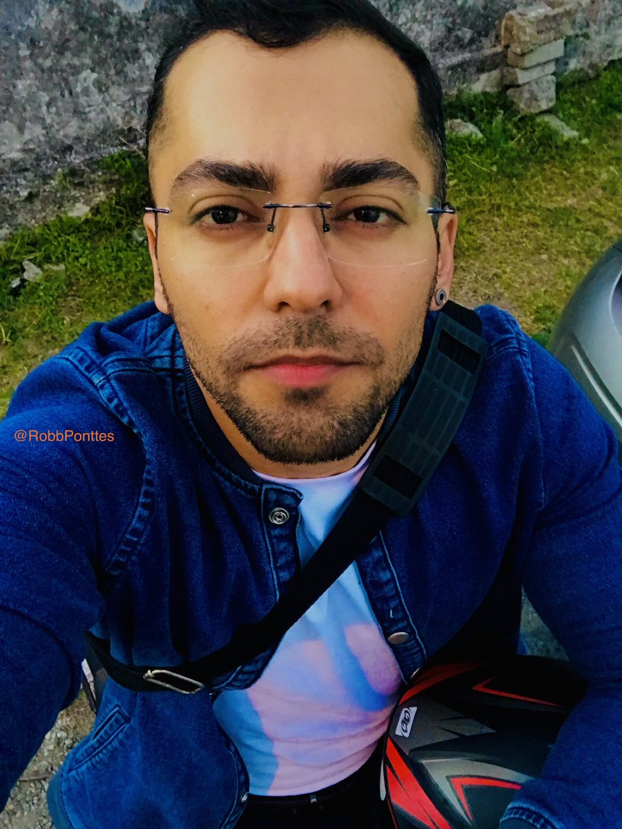 RobbPontes's tweet photo. Sextouuuuuuuu #RobbPonttes #sextou https://t.co/HaeGRqwafc