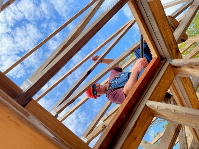 Arkema_Americas's tweet photo. Our #AxisAL crew volunteered w/Habitat for Humanity of Southwest Alabama’s Interfaith Build to construct shelter for those in need, bringing together groups of different faiths with a common goal—to love and serve our neighbors. https://t.co/zUi9kcAPm8