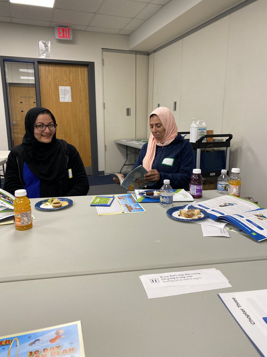 MajchrowiczAnna's tweet photo. Parenting partners session #2 Thank you parents @NorthPalosSD117 @GlenOaksNPD117 &amp; @DornNPD117 for joinig us at the workshops and for sharing your thoughts and ideas! https://t.co/Cb4UVJpfNk