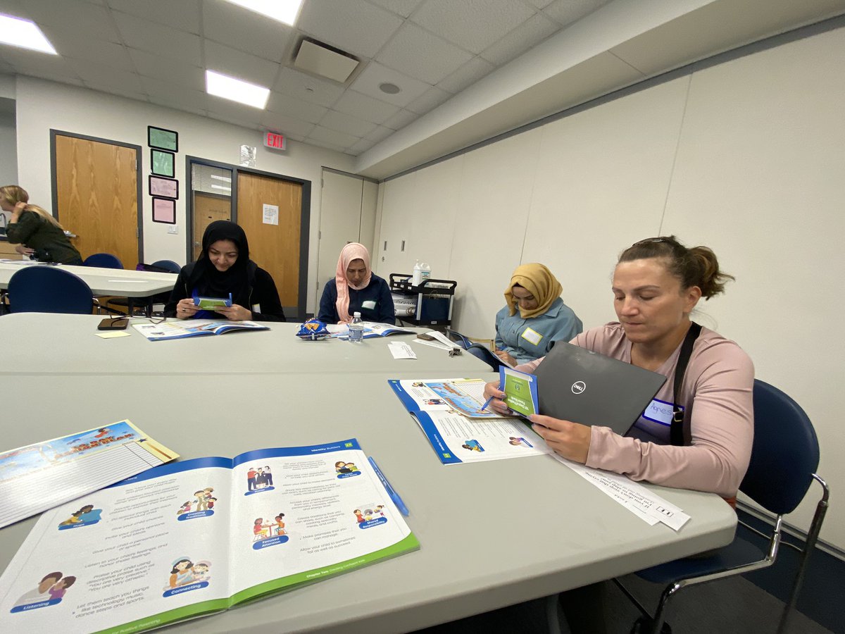 MajchrowiczAnna's tweet photo. Parenting partners session #2 Thank you parents @NorthPalosSD117 @GlenOaksNPD117 &amp; @DornNPD117 for joinig us at the workshops and for sharing your thoughts and ideas! https://t.co/Cb4UVJpfNk