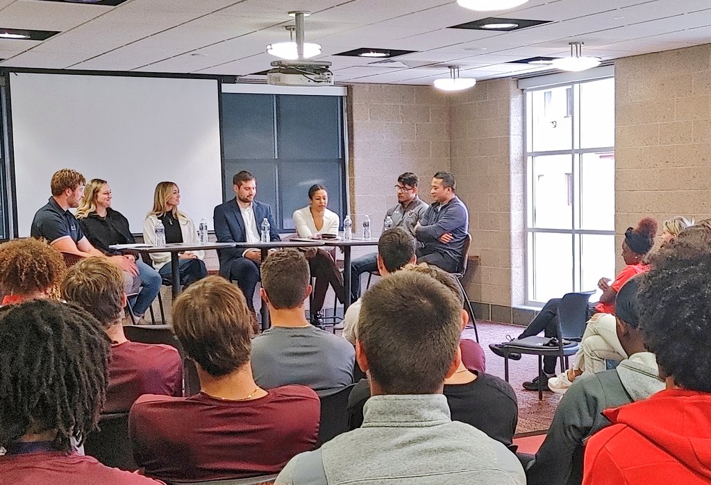 HCCDB's tweet photo. Friday's at 4 featuring five amazing @HOCROSAINTS alumni in a town hall format answering questions about their lives after graduation. So proud to call them alumni &amp; friends. Thank you for sharing your stories &amp; time with our current Saints! Saints Today, Saints for all Eternity! https://t.co/y08onTNoPS