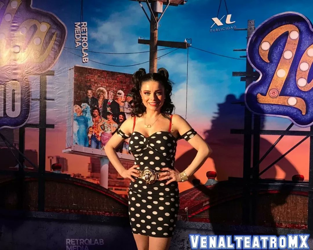 venalteatroMX's tweet photo. El día de ayer asistimos al Estreno a Prensa de @LagunillaMB y por la alfombra roja vimos desfilar al elenco de esta puesta en escena que se presenta en el Centro Cultural Teatro 2 de Viernes a Domingo. Una obra llena de éxitos y risas 🎭
•
•
@PinPoint_Com 
@GOUPRODUCCIONES https://t.co/tK1T7Qrwbj