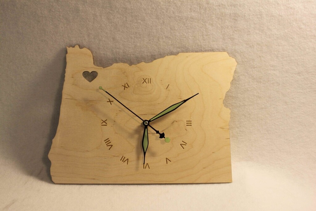 FeelMyCraft's tweet image. Smart Buys! Custom Unique Bespoke Oregon USA Shape Clock Oregon USA Map Wooden Irish Ireland Handmade starting from €36.0 See more. 🤓 #OregonUsa #AfricanClock #OregonClock #CustomClock #african #PersonalizeClock #BlackEarth #UsaClock #CustomGift #Clo… instagr.am/p/Ci3Kh2FgW-1/