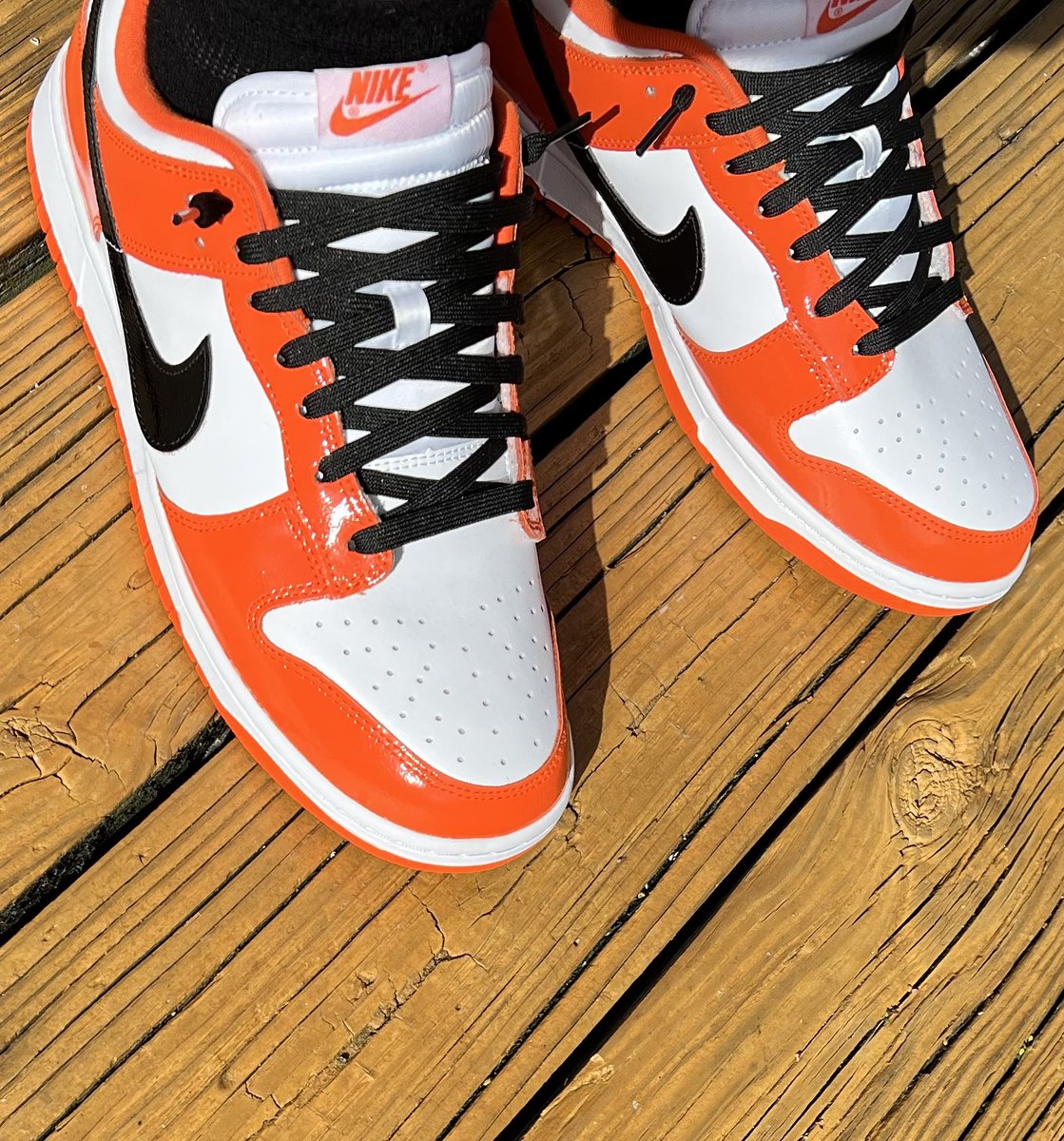 Klown_PrinceTV's tweet photo. First Friday of fall little something special for you… Early on foot… Halloween Dunk 2022 w/lace swap… #SNKRS #Dunklow #Halloween2022 #snkrsliveheatingup #yoursneakersaredope #kotd #DareToBeDifferent #Nike #SpookySzn #sneakerhead #sneakerheads #fall #GotEmEarly #Klown https://t.co/xR9QUMqqR7