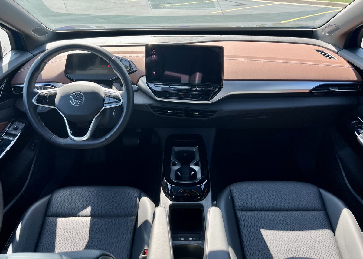 Fresh on the lot. 2021 Volkswagen ID.4 Pro S AWD with less than 7k miles.
bit.ly/3UzeuaE