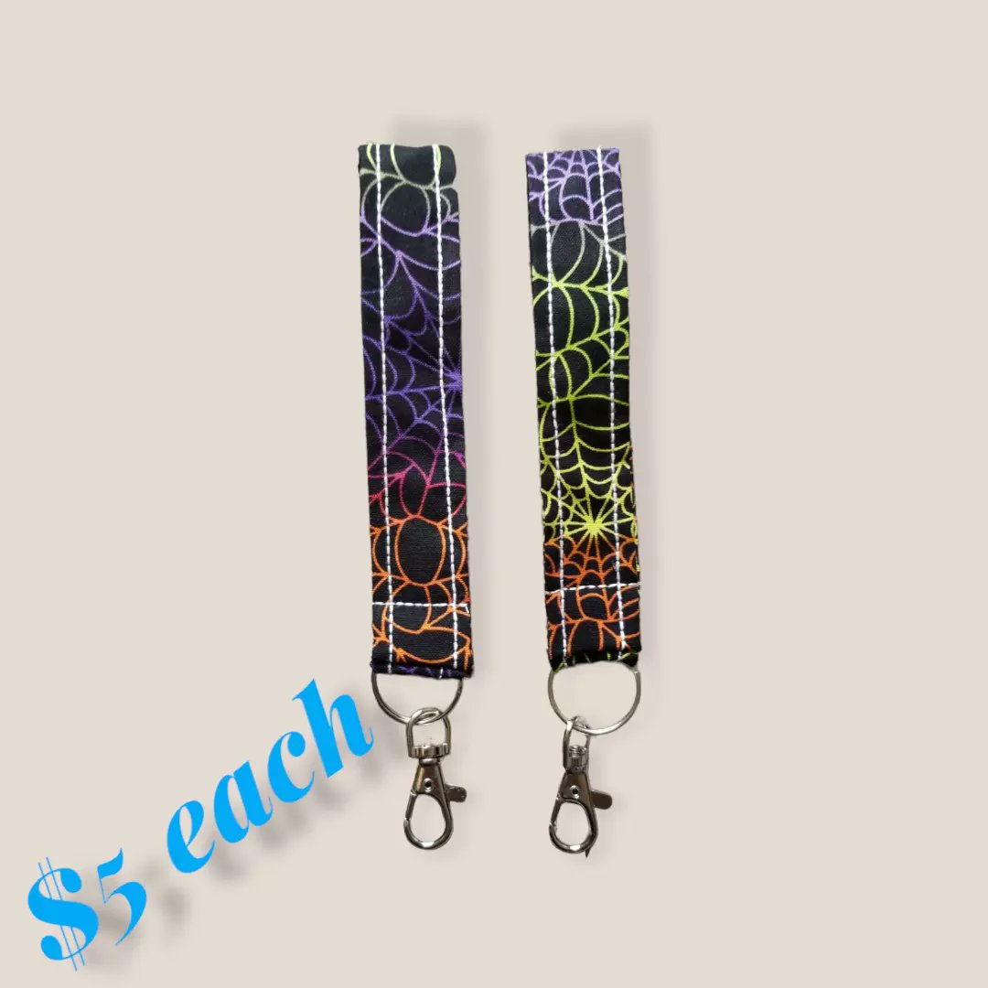 dragonspirit75's tweet photo. New to the collection key chains $5 each including shipping. DM me or check out my FB page https://t.co/QGaMjXPpS0
#halloween #new #FreeShipping #RETWEEET #shares #momboss https://t.co/fByRX0YrF9
