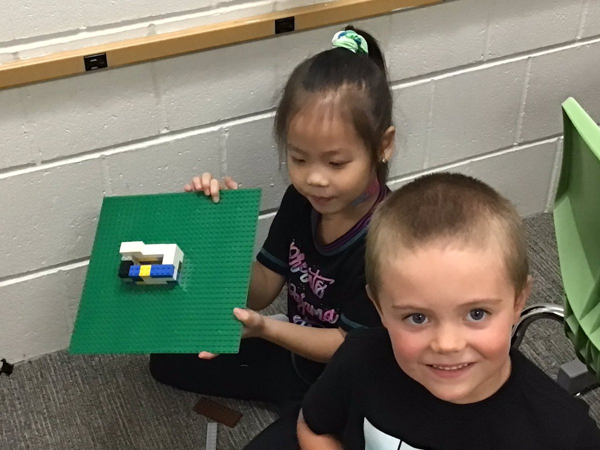 SchmidtTechie's tweet photo. #engineeringdesignprocess in kindergarten today!  We asked a question, imagined solutions, made a plan, and are now creating our solutions in engineering teams with #lego Next comes sharing and improving our designs @GreenleafGators https://t.co/ZPlTfqcR81