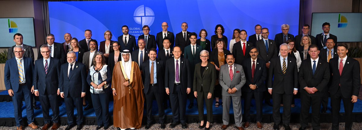 MICleanEnergyRD's tweet photo. At @GCEAF_USA the whole Mission Innovation community united in person for the first time since 2019! Ministers responsible for over 95% of global #Innovation investments came together to strengthen collaboration and unleash investments to accelerate a clean energy future for all. https://t.co/UiM2L7RQ9K