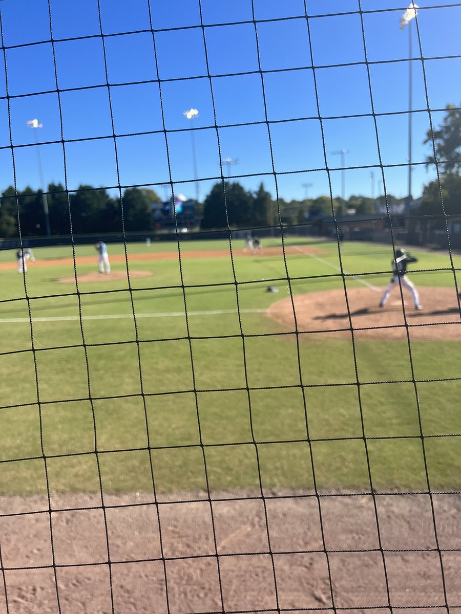 A little intersquad game to kick off the weekend. I’m cheering for the blue team. #GoWood <a href="/LongwoodBase/">Longwood Baseball</a> <a href="/LongwoodLancers/">Longwood Lancers</a>