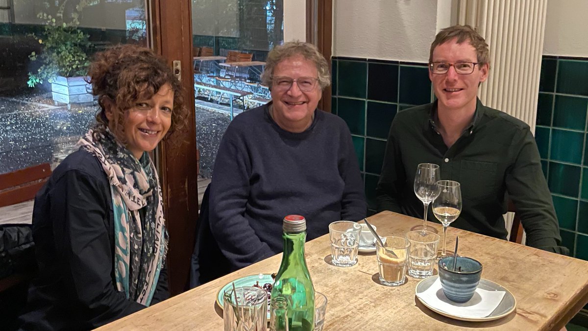 PeterFineran's tweet photo. Had a great visit earlier this week to @maxplanckpress @mpusp_pathogens hosted by @e__charpentier. Presented our recent work on #phages, #crispr and #defences and got to talk with smart nice people about #microbiology!  @AvHStiftung @microtago @Helmholtz_HIRI https://t.co/4cWTd5knuz