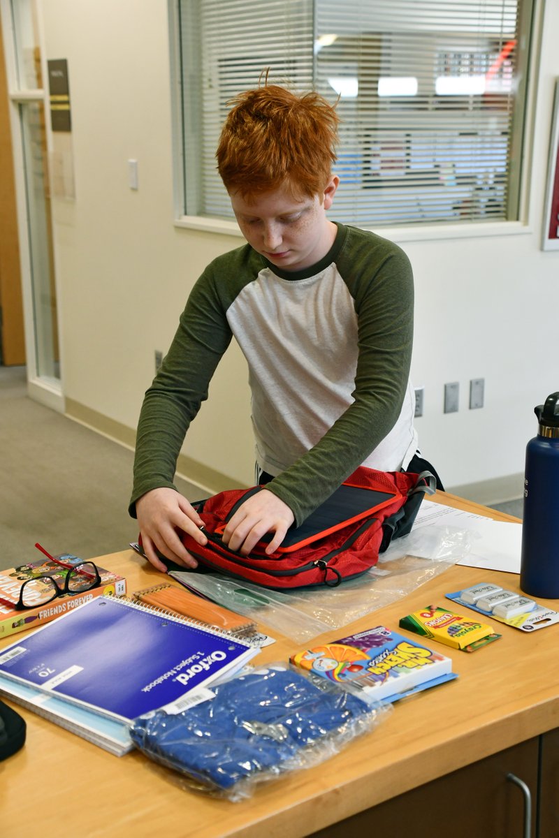 OlympiaSchools's tweet photo. Congratulations to Washington MS student Aiden Hulbert who was one of five students from across the COUNTRY selected as a National 'Imagine My Path' Summer Student Spotlight winner. Details below!🔥👏🏼👀 #WashingtonMS #SummerSchoolStories #PuttingInTheWork

https://t.co/rnch7YLXcx https://t.co/pEDn6x8Bqt